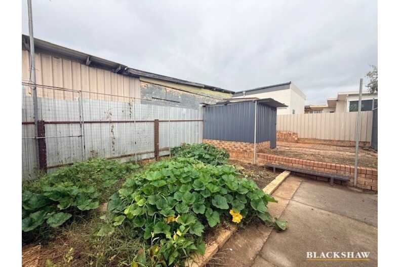 32 Christopher Crescent Queanbeyan 32 Christopher Crescent Queanbeyan