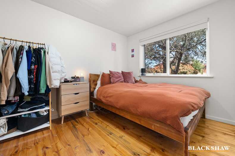 2/26 Frencham Street Downer