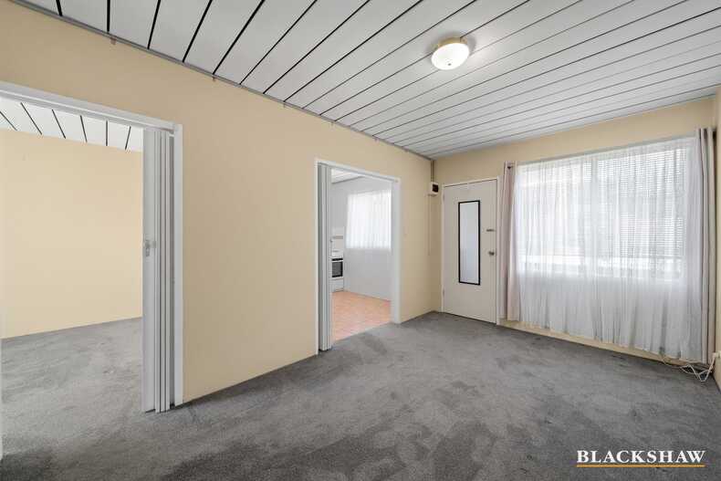 11/19 Charles Street Queanbeyan