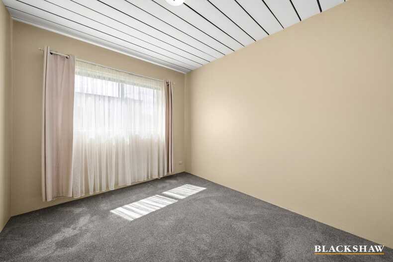 11/19 Charles Street Queanbeyan