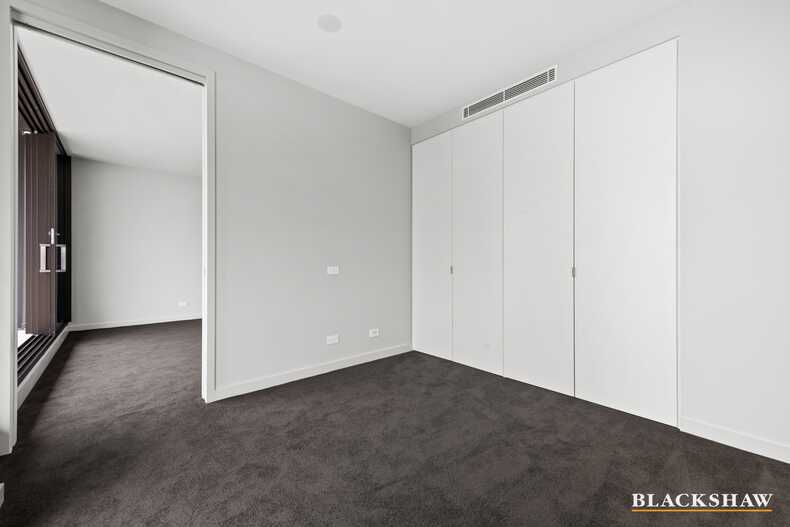 812/161 Emu Bank Belconnen 812/161 Emu Bank Belconnen