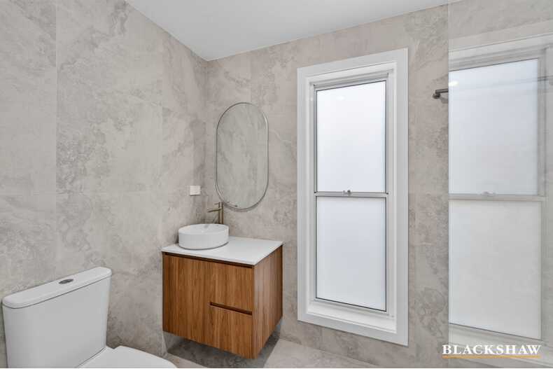 8 Tench Street Sunshine Bay