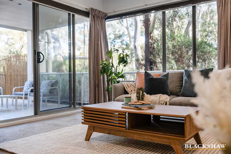 Unit 1/1 Eardley Street  Bruce