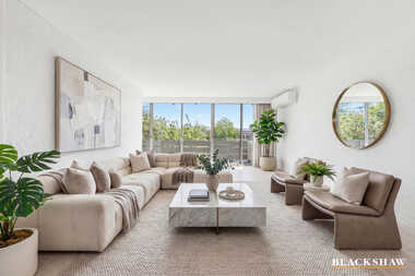 23/8 Giles Street Griffith