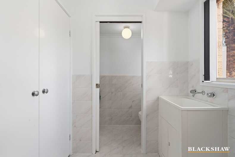 19/166 Clive Steele Avenue Monash