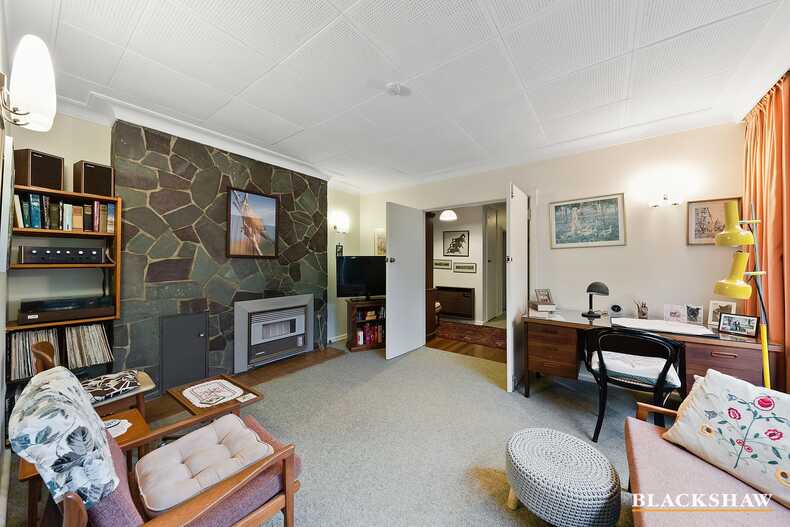 120 Schlich Street Yarralumla