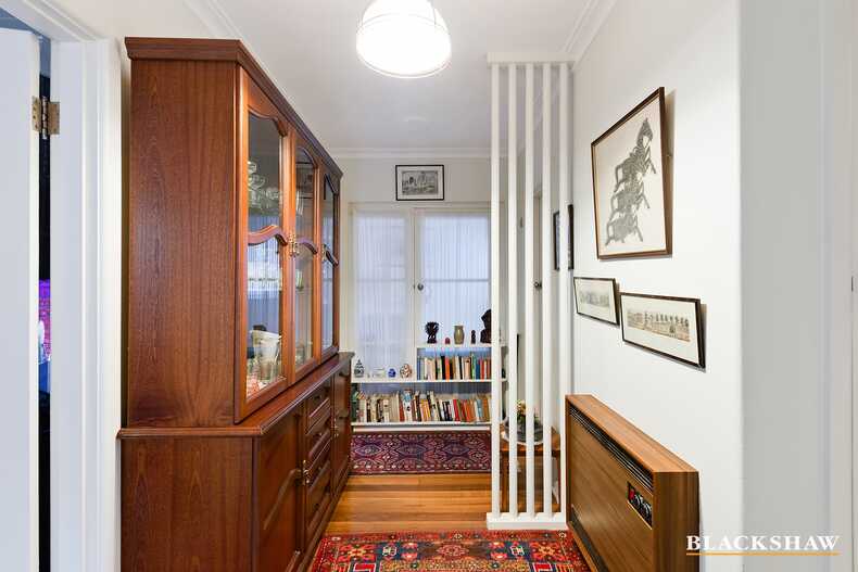 120 Schlich Street Yarralumla