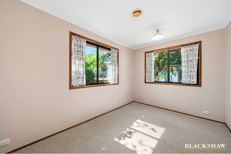 7 Schuler Place Mckellar