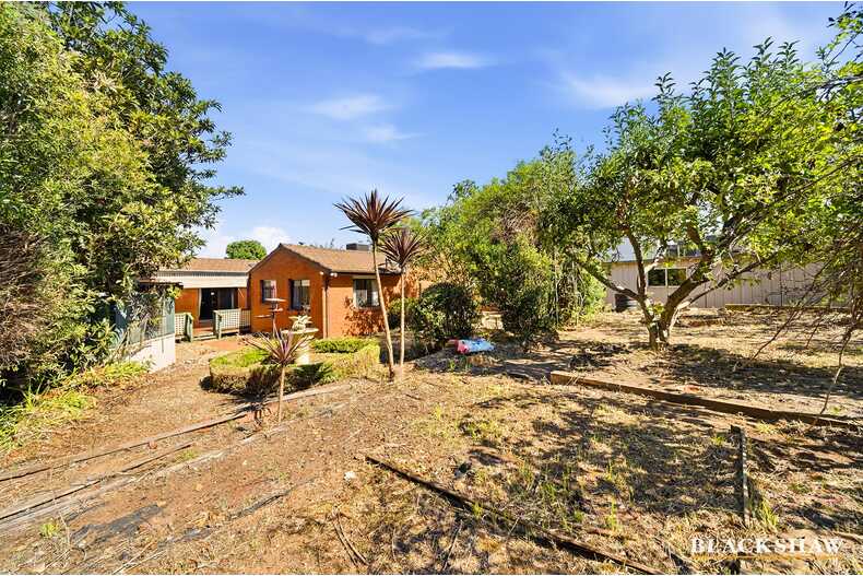 7 Schuler Place Mckellar