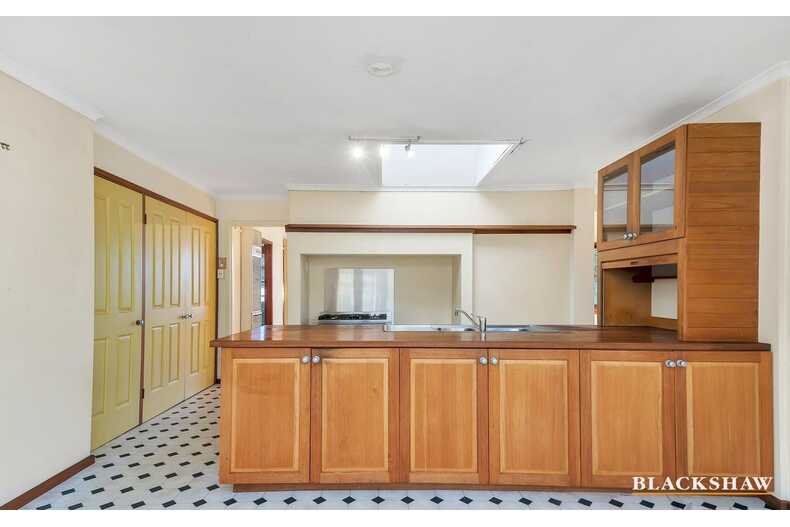 5 Schomburgk Street Yarralumla 5 Schomburgk Street Yarralumla
