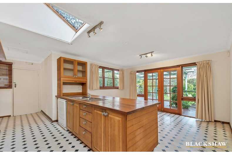 5 Schomburgk Street Yarralumla 5 Schomburgk Street Yarralumla