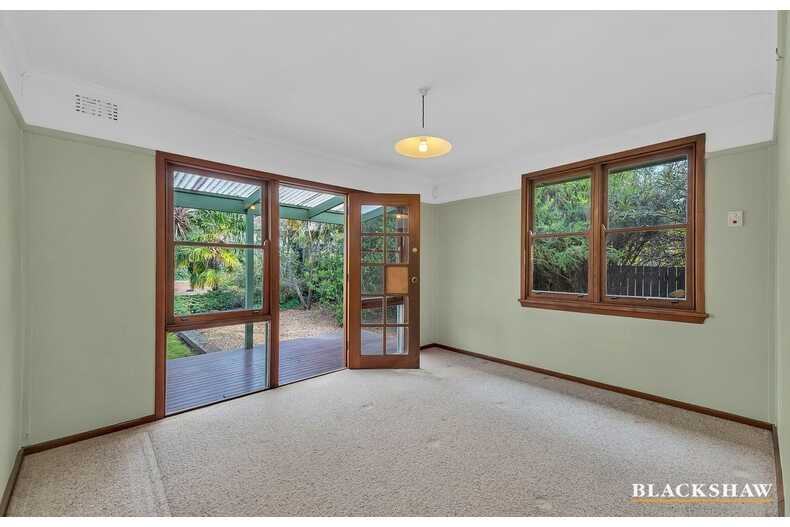 5 Schomburgk Street Yarralumla 5 Schomburgk Street Yarralumla