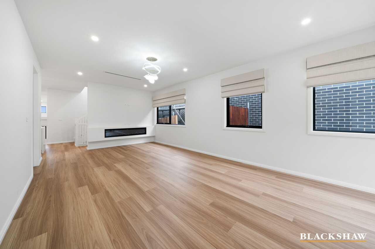 12 Kallir Street Denman Prospect