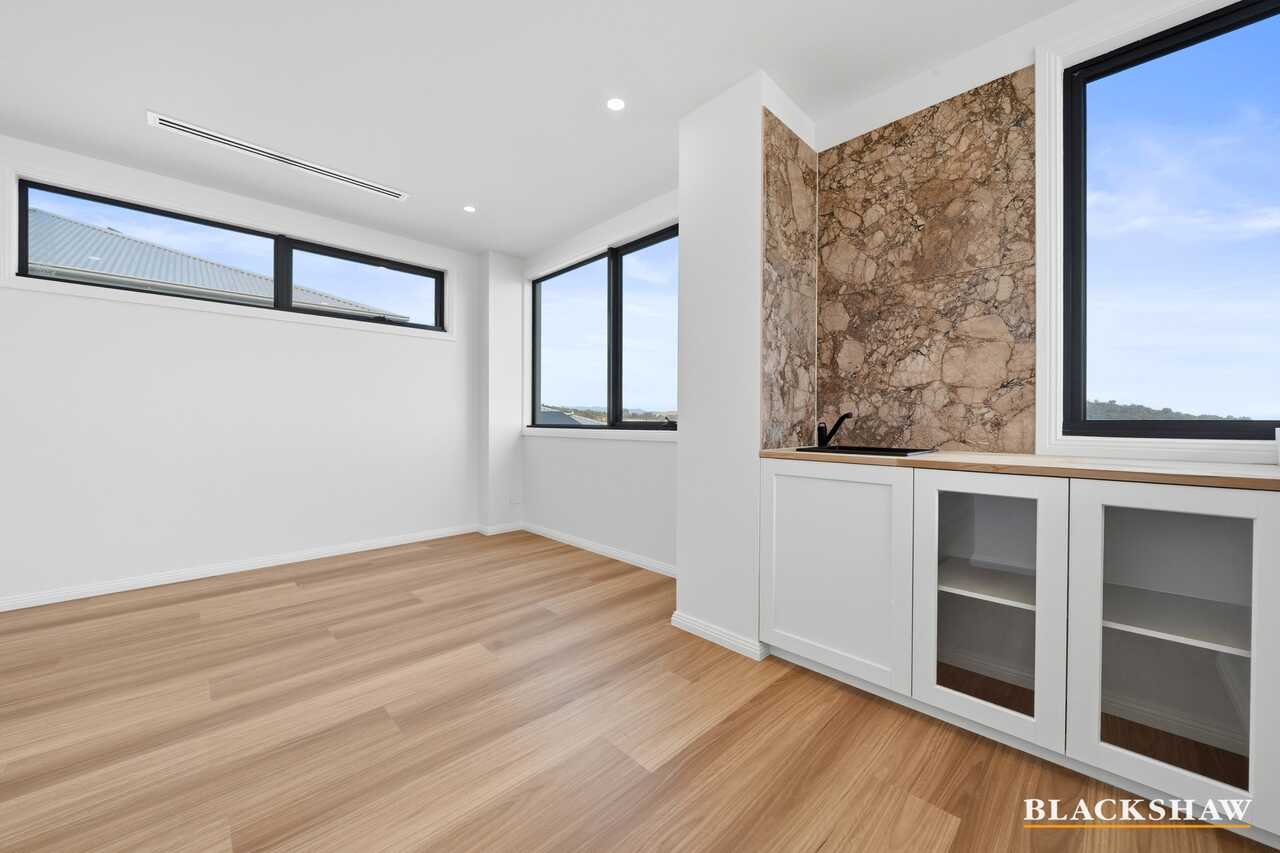 12 Kallir Street Denman Prospect