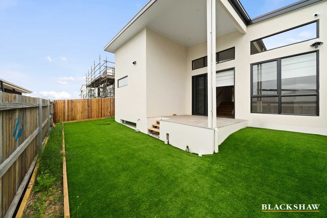 12 Kallir Street Denman Prospect