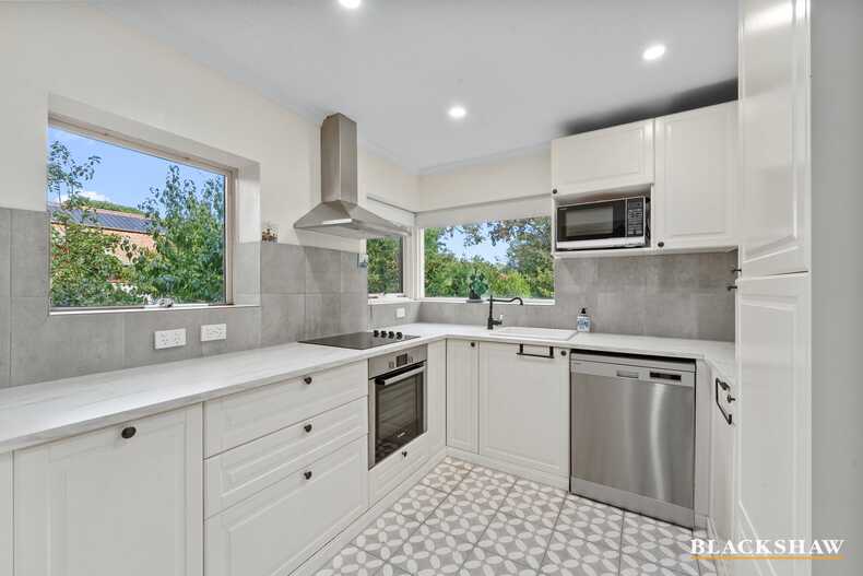 71  Euree Street Reid