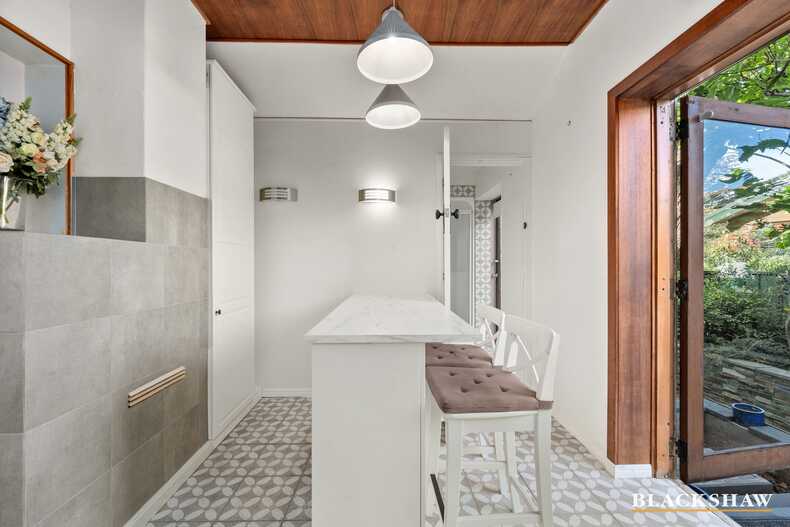 71  Euree Street Reid