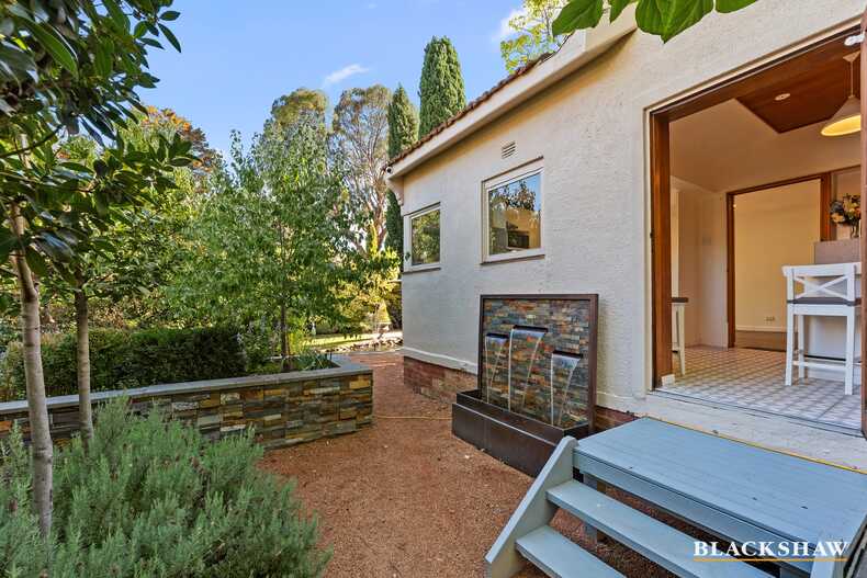 71  Euree Street Reid