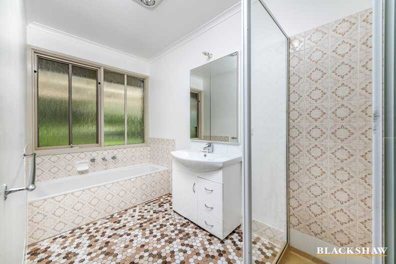 6 Spiers Place Wanniassa