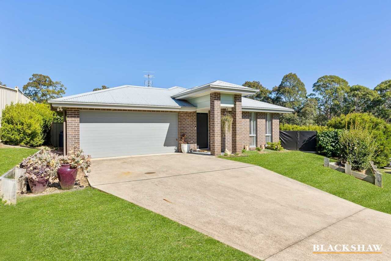 42 Courtenay Crescent Long Beach