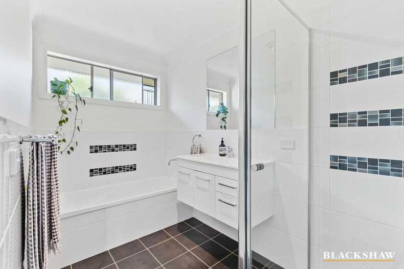 42 Courtenay Crescent Long Beach 42 Courtenay Crescent Long Beach