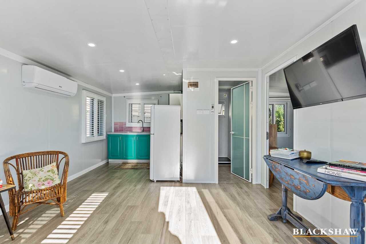 42 Courtenay Crescent Long Beach