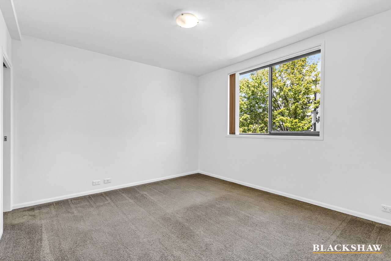 21/58 Eileen Good Street Greenway