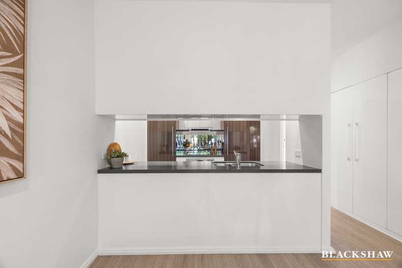 30/16 New South Wales Crescent Forrest 30/16 New South Wales Crescent Forrest