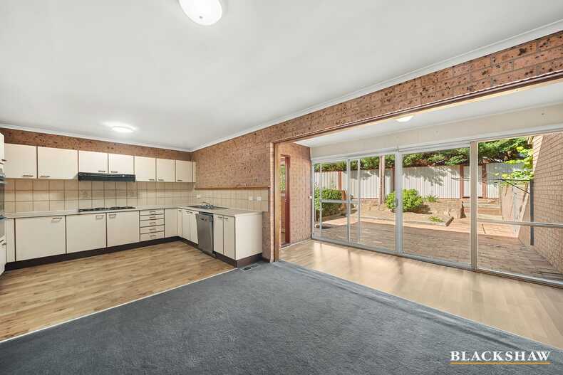 5/14 Ford Street Queanbeyan