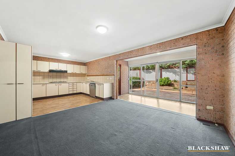 5/14 Ford Street Queanbeyan