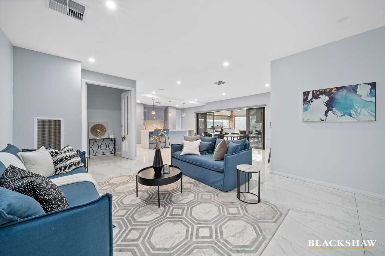 14 Bailey Crescent Googong