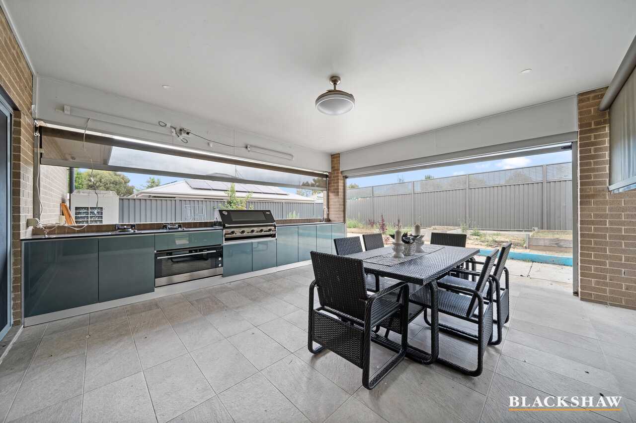 14 Bailey Crescent Googong