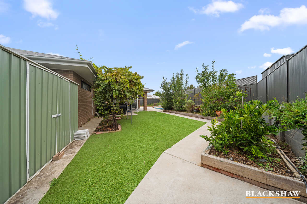 14 Bailey Crescent Googong