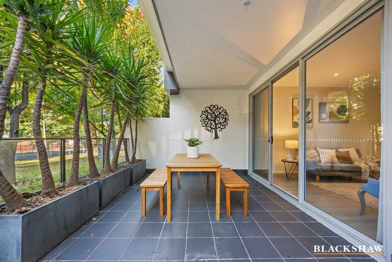 30/16 New South Wales Crescent Forrest