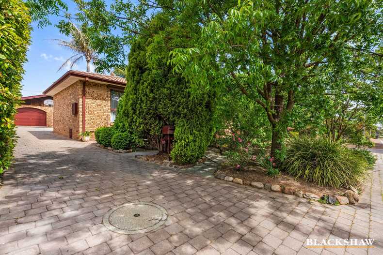 35 Postle Circuit Holt 35 Postle Circuit Holt