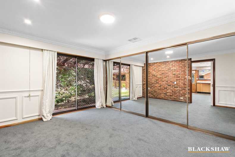 35 Postle Circuit Holt 35 Postle Circuit Holt