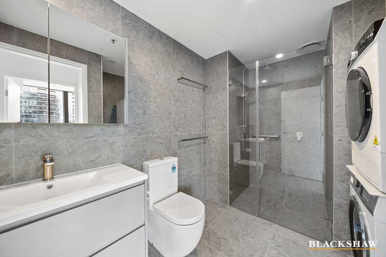 810/49 Furzer Street Phillip