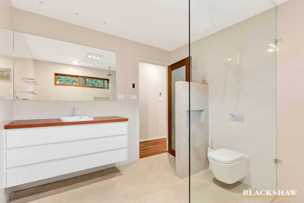 81 Halloran Drive Jerrabomberra