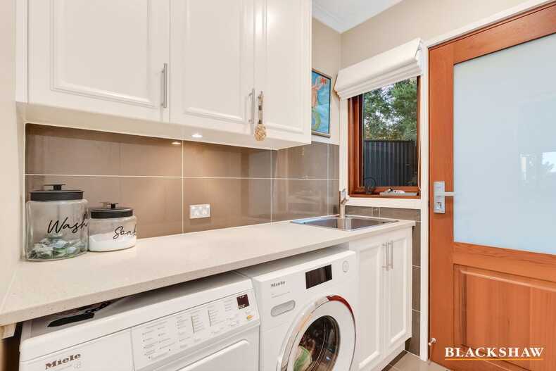 81 Halloran Drive Jerrabomberra