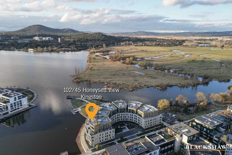 102/45 Honeysett View Kingston