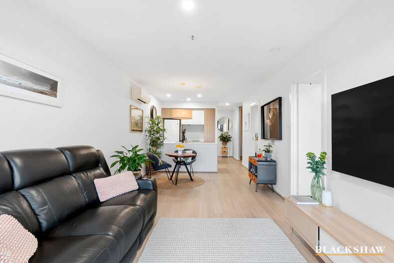 294/1 Anthony Rolfe Avenue Gungahlin