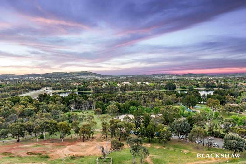 294/1 Anthony Rolfe Avenue Gungahlin