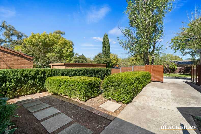 11 Le Souef Crescent  Florey