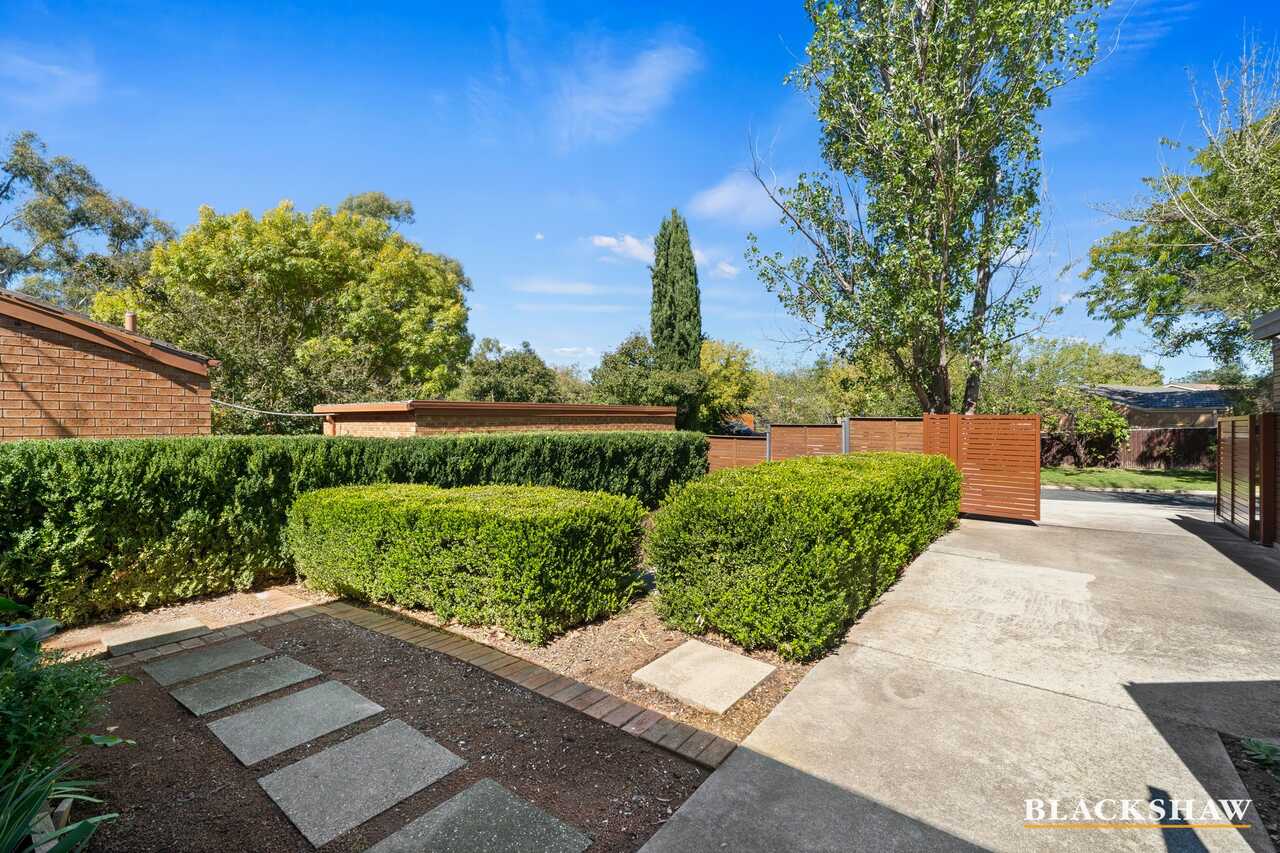 11 Le Souef Crescent Florey