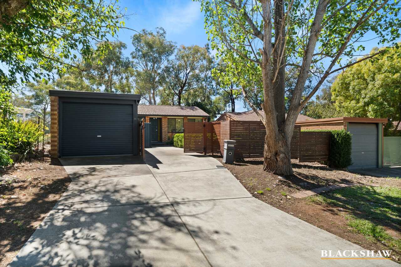 11 Le Souef Crescent Florey