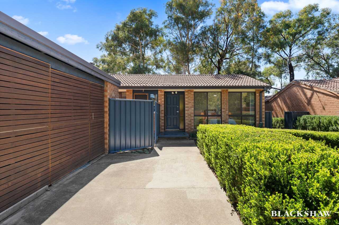 11 Le Souef Crescent Florey