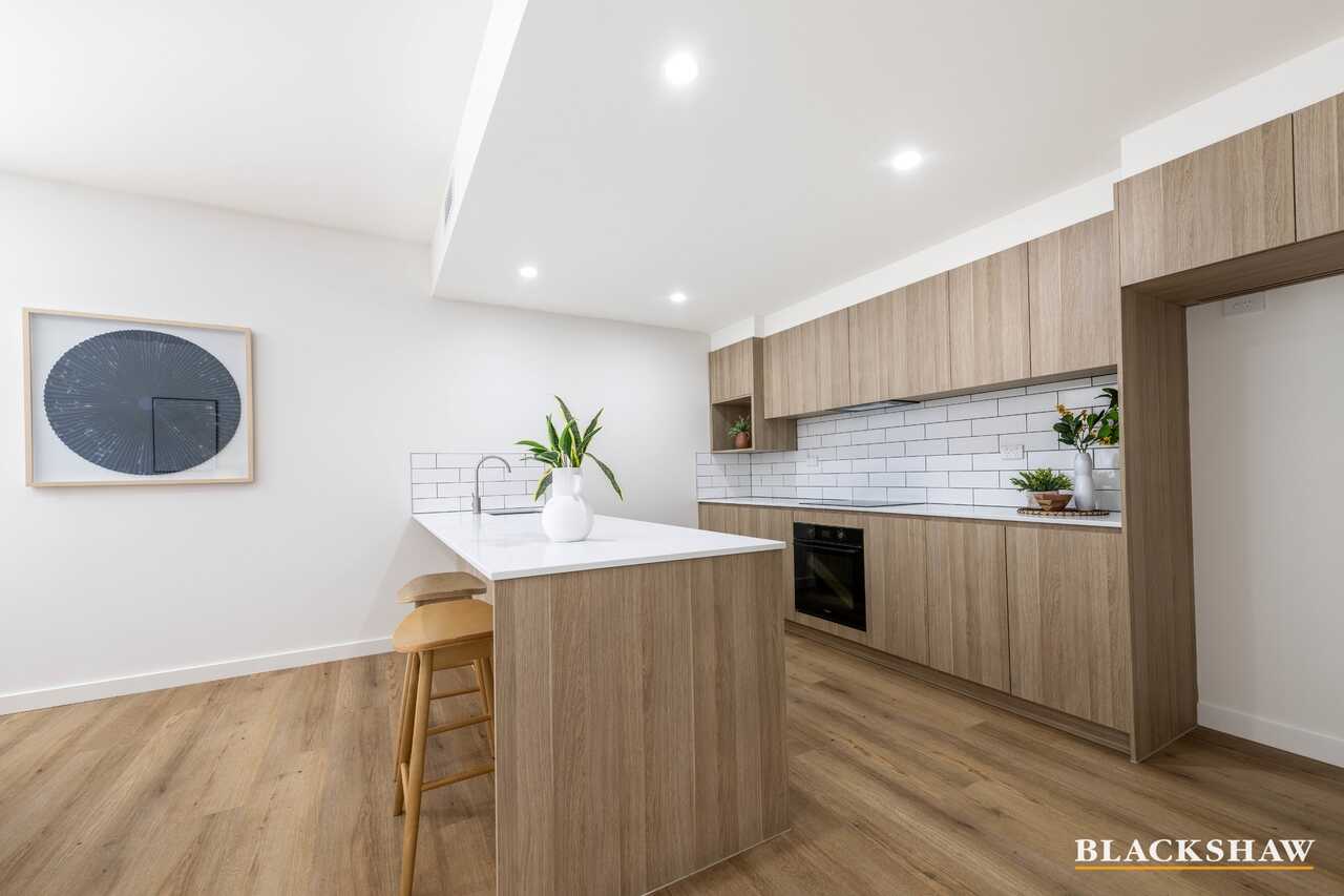 2/121 Crozier Circuit Kambah