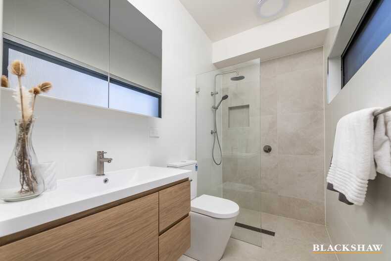 2/121 Crozier Circuit Kambah 2/121 Crozier Circuit Kambah