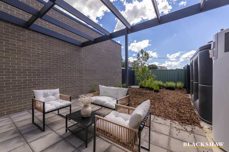 2/121 Crozier Circuit Kambah 2/121 Crozier Circuit Kambah