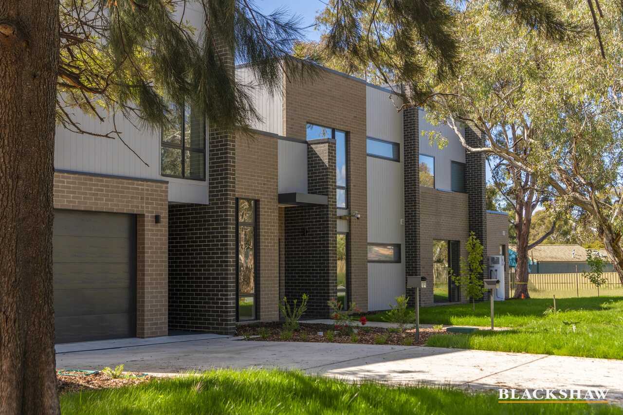 2/121 Crozier Circuit Kambah